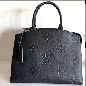 Black Pebbled Leather Structured Satchel Bag Gold Hardware